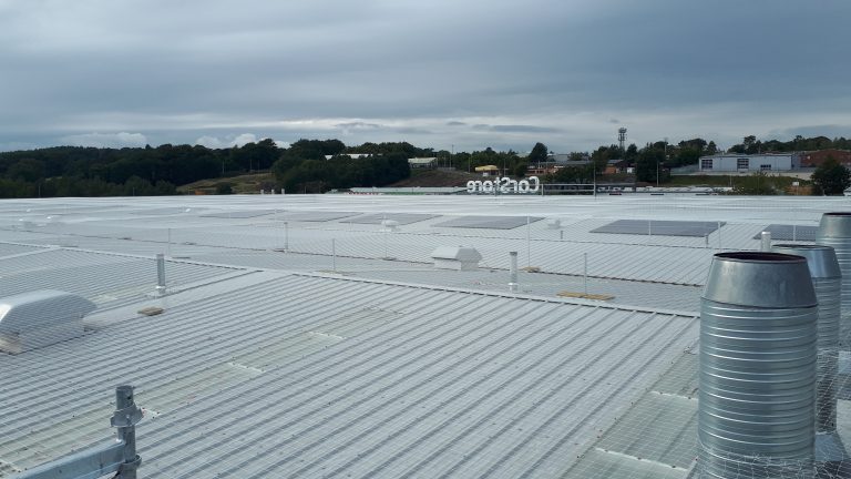 Large scale bird netting, Peter Vardy car dealership. Dundee, Scotland
